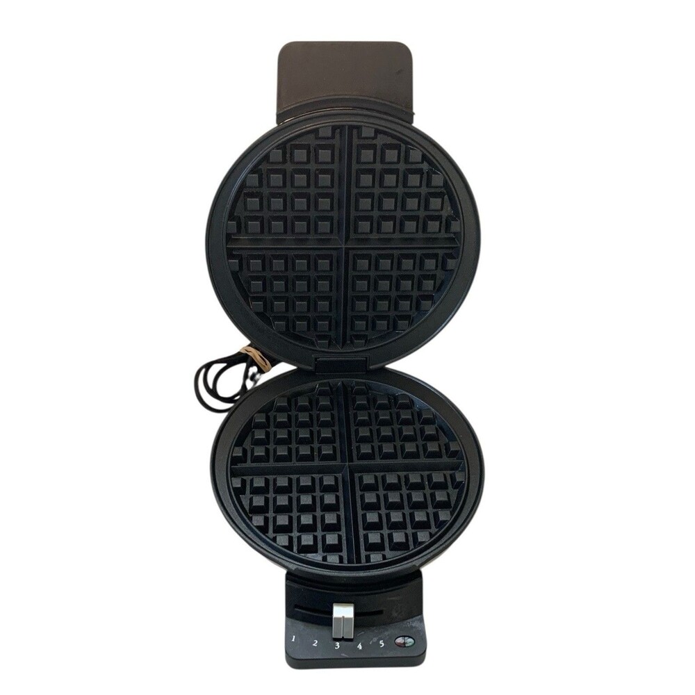 Cuisinart WMR-CA 5-Setting Browning Control Round Non-Stick Waffle Maker - Picture 2 of 9
